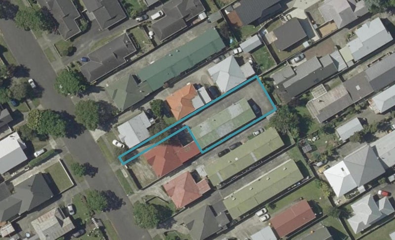 11 WORCESTER ST, West End, Palmerston North - Carousel 1
