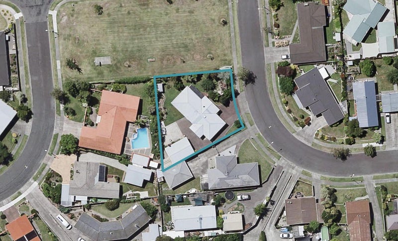 4 Cardiff Place, Tamatea, Napier - Carousel 1