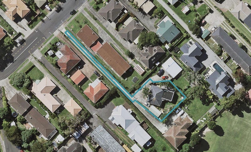 1/58 Dominion Street, Takapuna, Auckland - Carousel 1