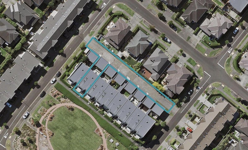 8 Briody Terrace, Stonefields, Auckland - Carousel 1