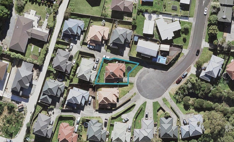 15 Elder Place, Massey, Auckland - Carousel 1