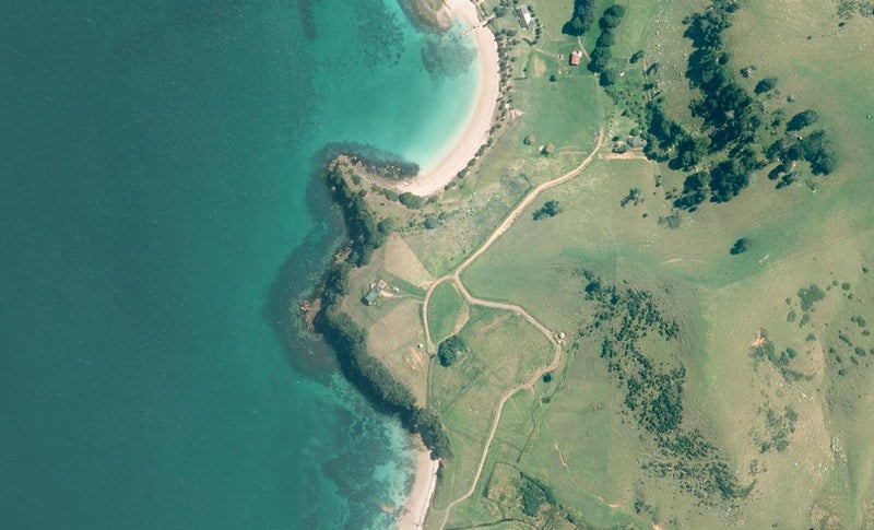 199 Pacific Ocean, Slipper Island (Whakahau), Hikuai - Carousel 1