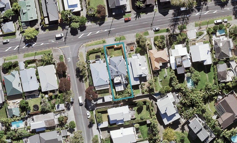 78 West End Road, Westmere, Auckland - Carousel 1