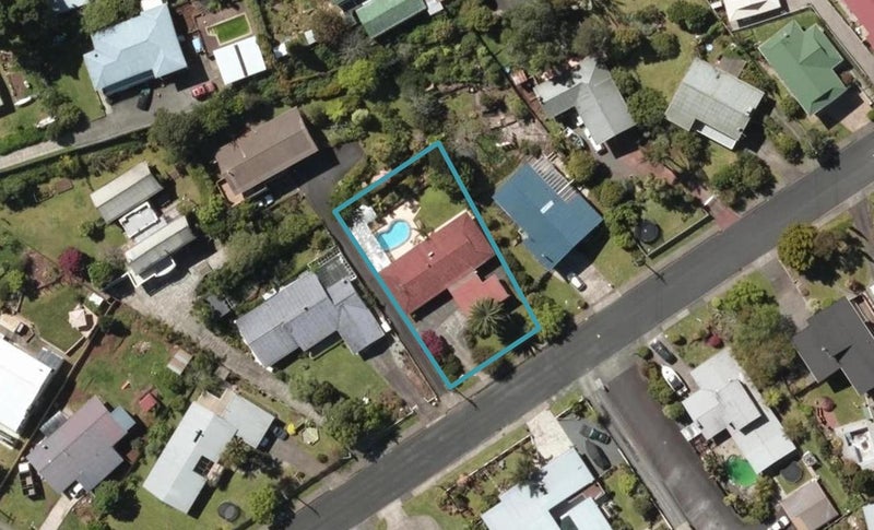 7 Sierra Avenue, Kamo, Whangarei - Carousel 1