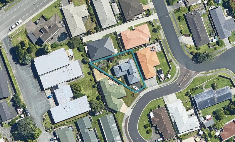 4 Whakaruru Place, Matua, Tauranga - Carousel 1