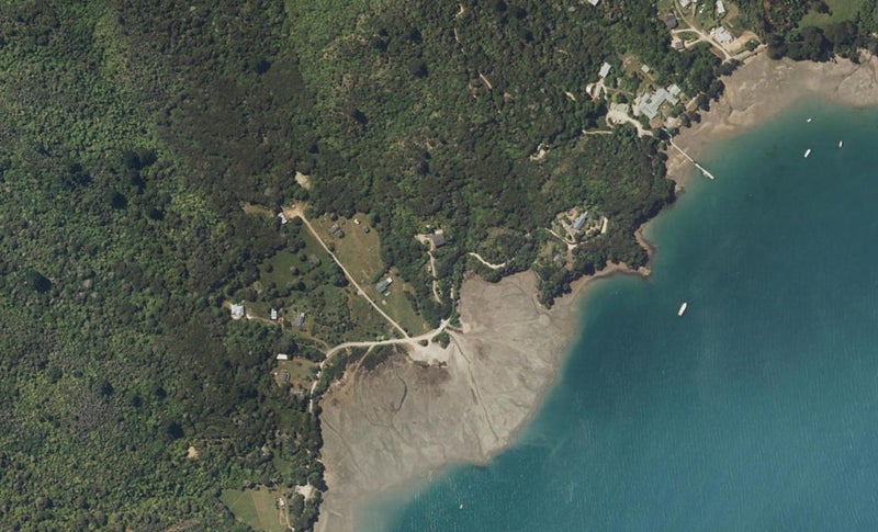 7170 Kenepuru Road, Picton - Carousel 1