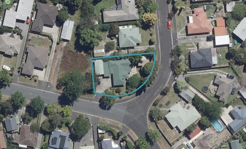1 Vectis Road, Hillcrest, Hamilton - Carousel 1