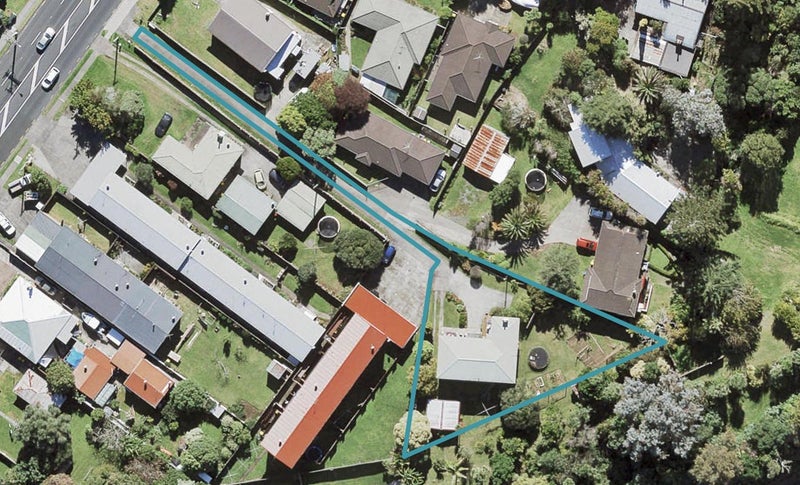 22B West Coast Road, Glen Eden, Auckland - Carousel 1