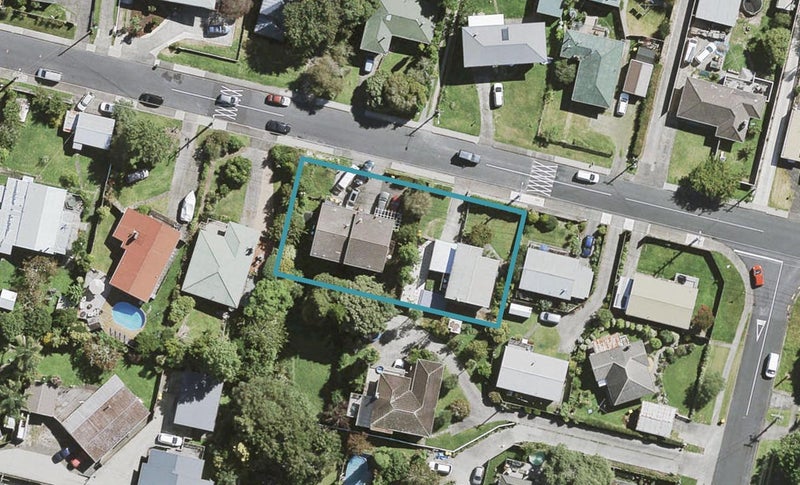 1/10 Woodvale Road, Glen Eden, Auckland - Carousel 1