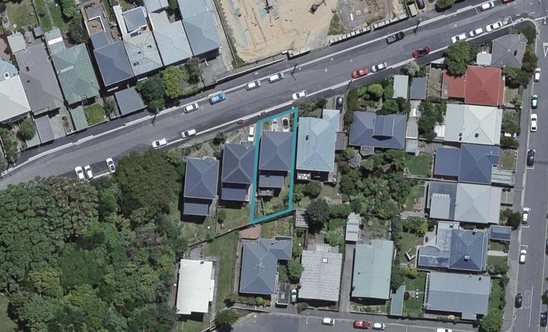 19 Hargreaves Street, Mount Cook, Wellington - Carousel 1