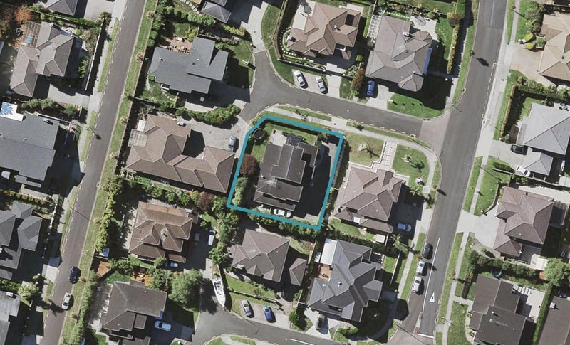 4 Vidal Way, Flat Bush, Auckland - Carousel 1
