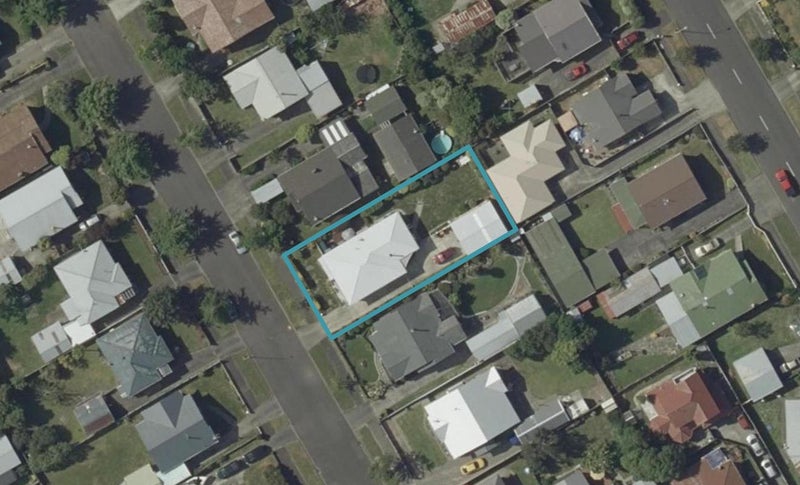 15 Burns Avenue, Takaro, Palmerston North - Carousel 1
