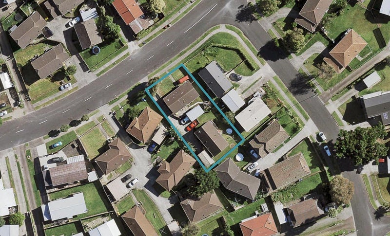 21 Maplesden Drive, Clendon Park, Auckland - Carousel 1
