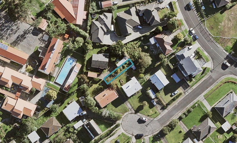 12 Puhua Lane, Mount Roskill, Auckland - Carousel 1