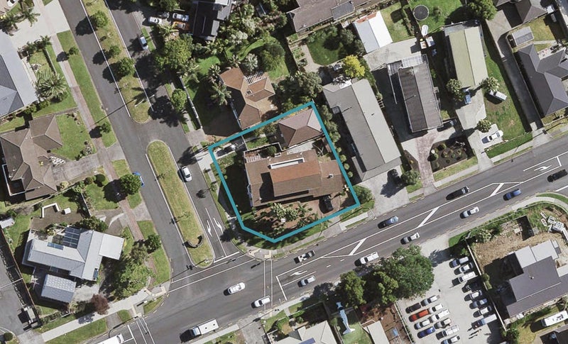 1 Charles Prevost Drive, The Gardens, Auckland - Carousel 1