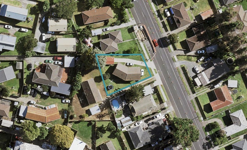 320 Mahia Road, Weymouth, Auckland - Carousel 1