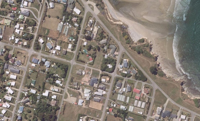 8 Semple Street, Kakanui, Oamaru - Carousel 1