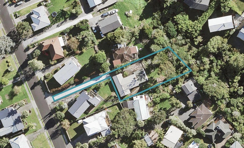 45 Caronia Crescent, Lynfield, Auckland - Carousel 1