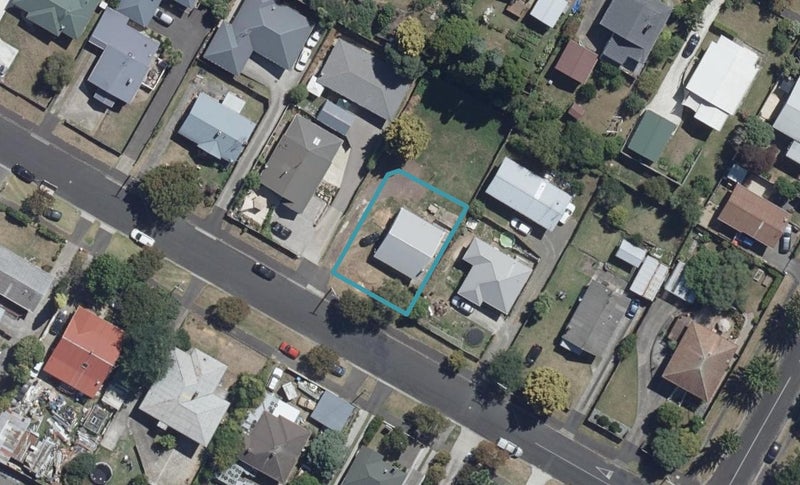 20 Hinau Street, Maeroa, Hamilton - Carousel 1