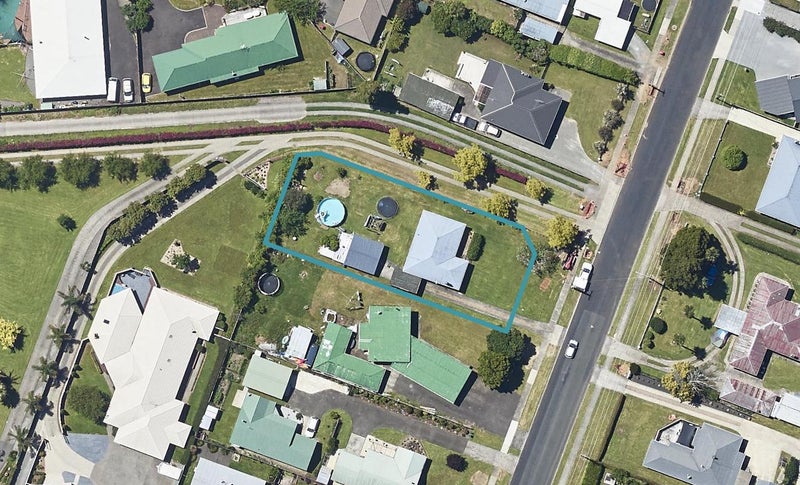 98 Park Road, Katikati, Katikati - Carousel 1