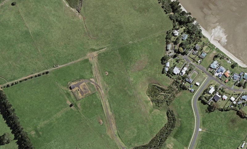 48 Opoia Drive, Āwhitu - Carousel 1