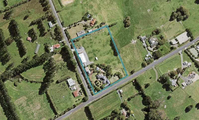 236 Access Road, Kumeu - Carousel 1