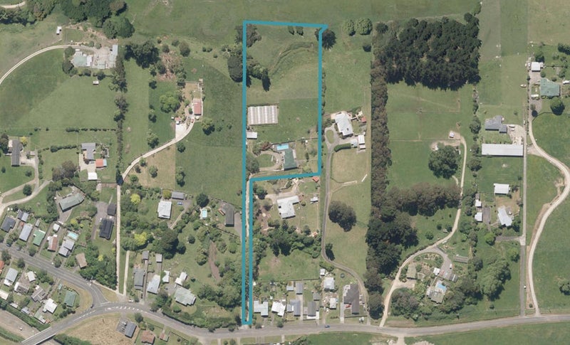 183 No 3 Line, Whanganui East, Whanganui - Carousel 1
