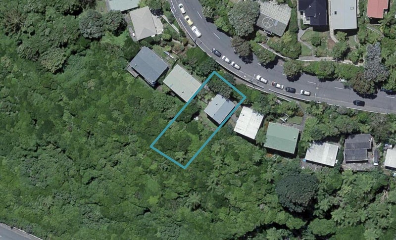 35 Pembroke Road, Northland, Wellington - Carousel 1