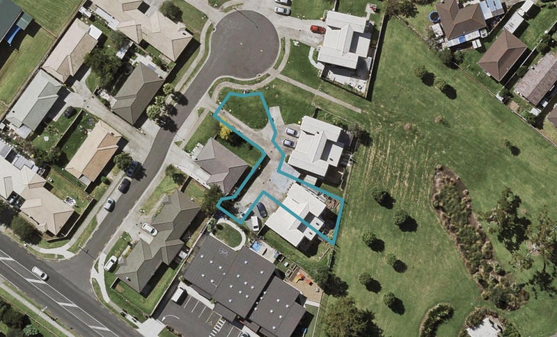 9 Serenity Place, Otara, Auckland - Carousel 1