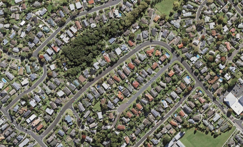 1/96 Eban Avenue, Hillcrest, Auckland - Carousel 1