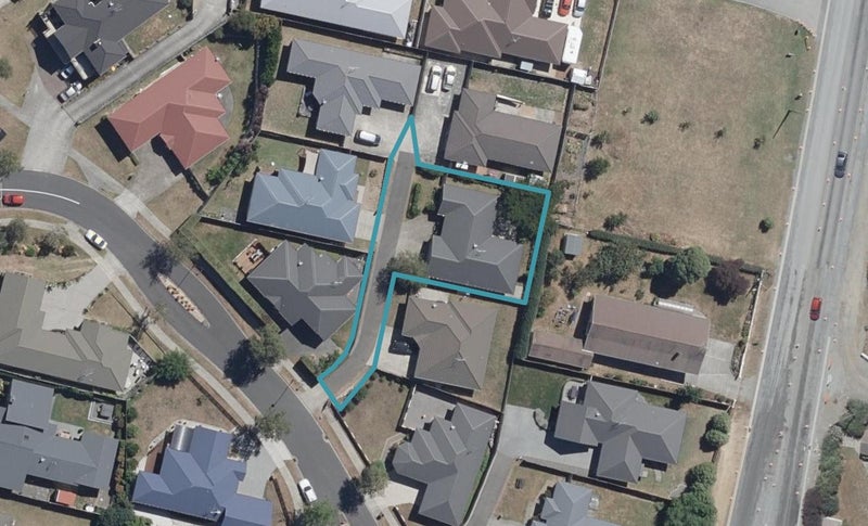 11 Farleigh Close, Huntington, Hamilton - Carousel 1