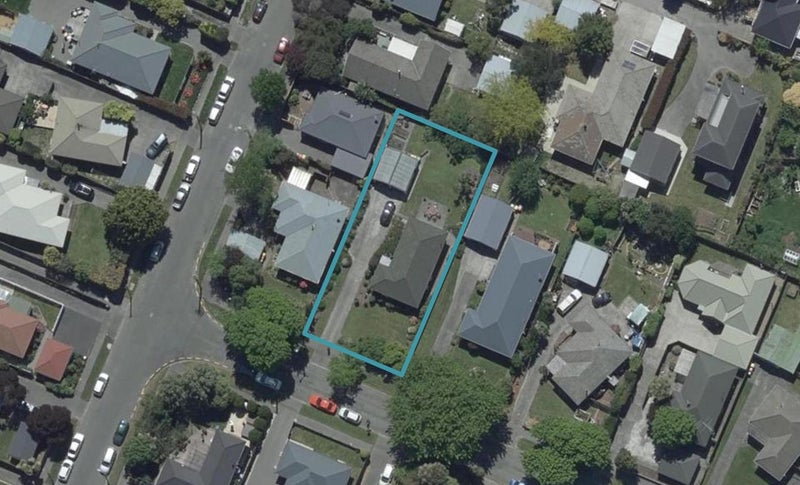 42 Pinehurst Crescent, Russley, Christchurch - Carousel 1
