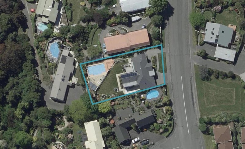 30 Ravensdale Rise, Westmorland, Christchurch - Carousel 1