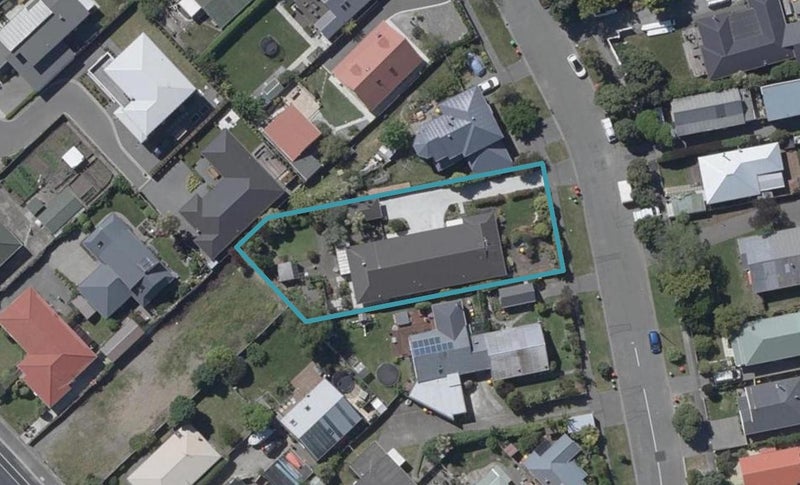 2/15 Celia Street, Redcliffs, Christchurch - Carousel 1