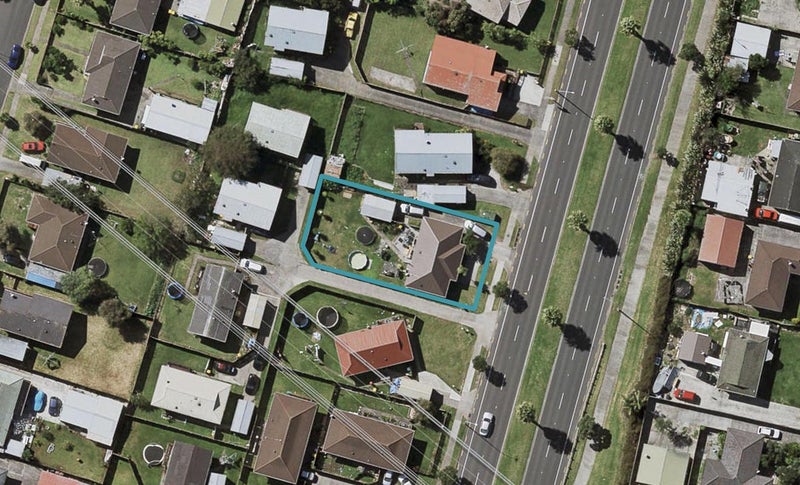 140 Te Irirangi Drive, Clover Park, Auckland - Carousel 1