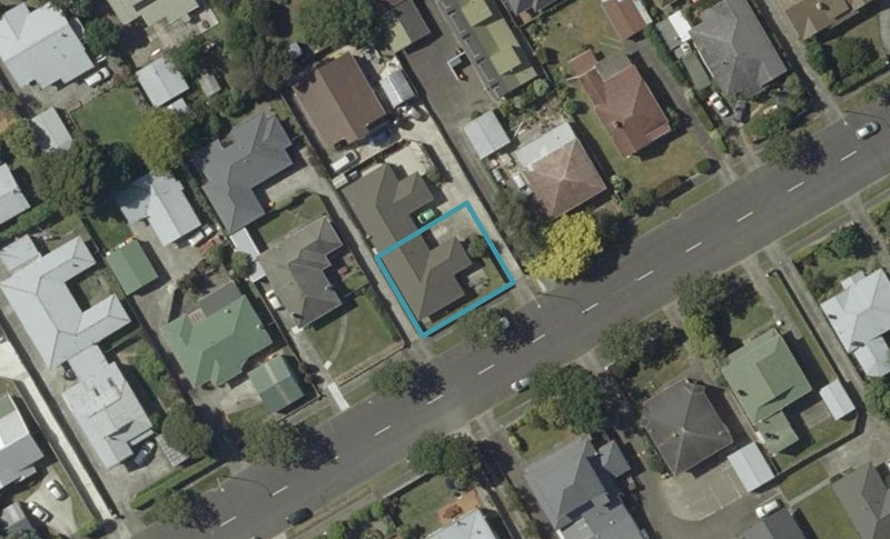 27 Limbrick Street, Terrace End, Palmerston North - Carousel 1