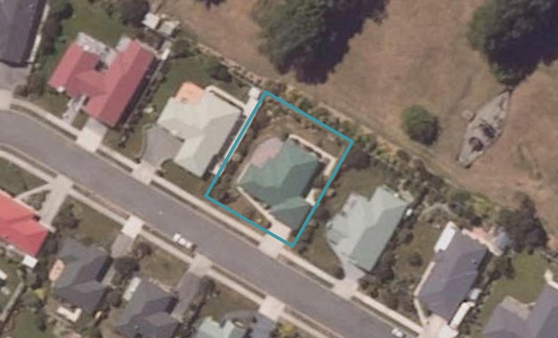 14 Hannah Place, Holmes Hill, Oamaru - Carousel 1