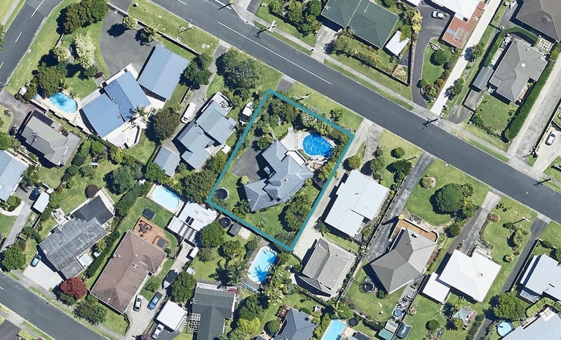 64 Smiths Road, Matua, Tauranga - Carousel 1