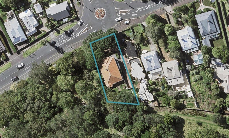2 Albert Road, Devonport, Auckland - Carousel 1