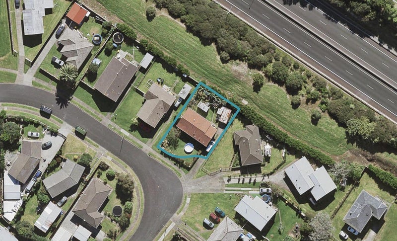 18 Ilford Crescent, Mangere, Auckland - Carousel 1