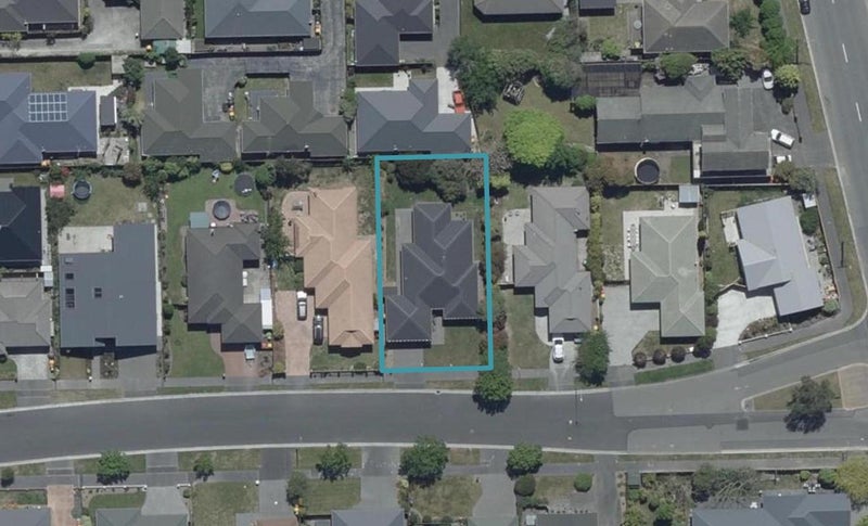 6 Rue de la Mare, Parklands, Christchurch - Carousel 1