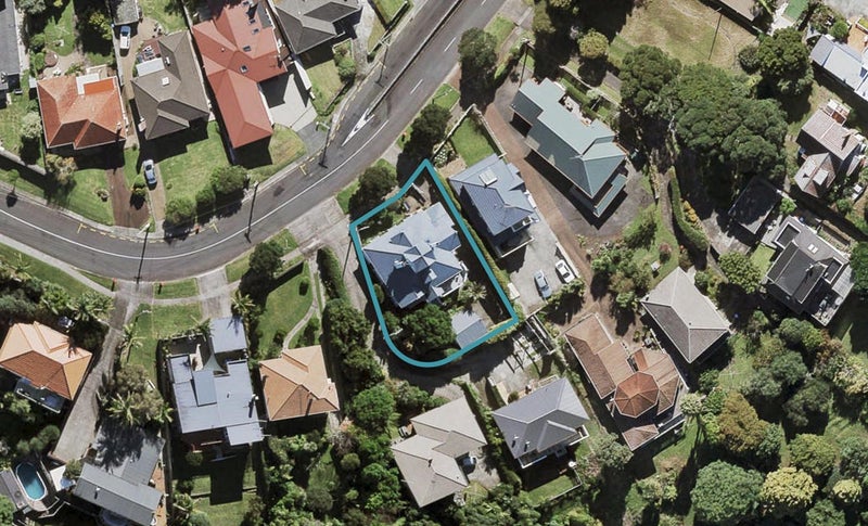 52 Seacliffe Road, Hillsborough, Auckland - Carousel 1