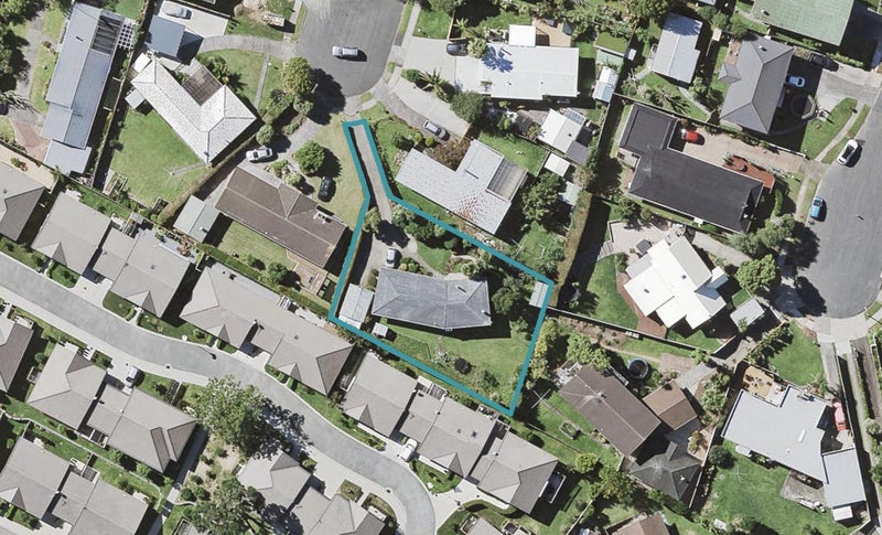16 Quibray Place, Botany Downs, Auckland - Carousel 1