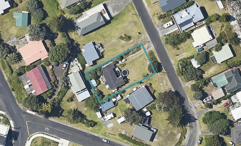 74 SHAW ROAD , Waihi Beach, Wahi - Carousel 1