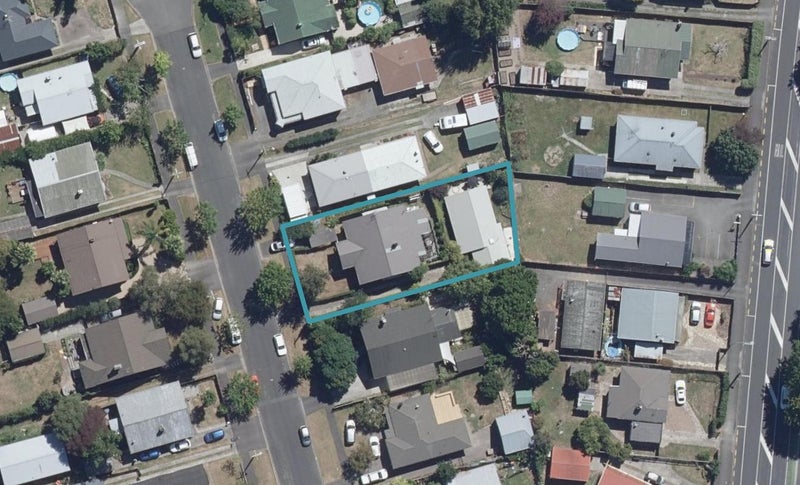 12A St Winifreds Avenue, Hamilton East, Hamilton - Carousel 1