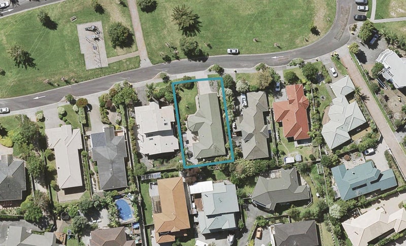19 Taroka Close, Pinehill, Auckland - Carousel 1