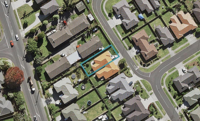 6 Roy Douglas Place, Favona, Auckland - Carousel 1