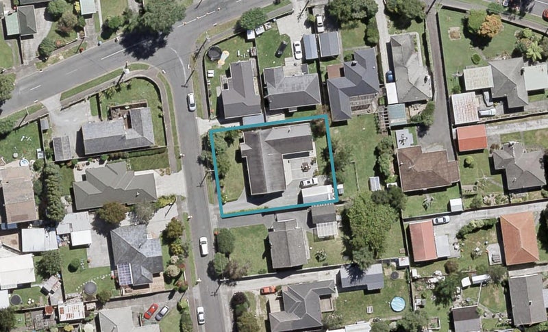 21 McCurdy Street, Elderslea, Upper Hutt - Carousel 1