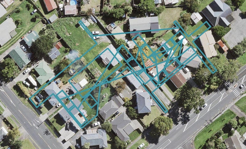 48 Whati Lane, Henderson, Auckland - Carousel 1