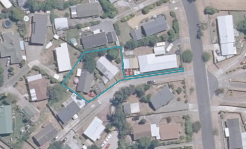 2/17 Arthur Crescent, Hilltop, Taupō - Carousel 1